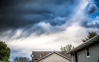 How to Handle Hurricane Roof Damage